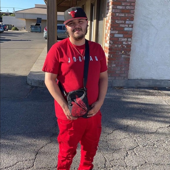 Profile Picture of Jesse Spadoni (@youngzmoney401) on Poshmark