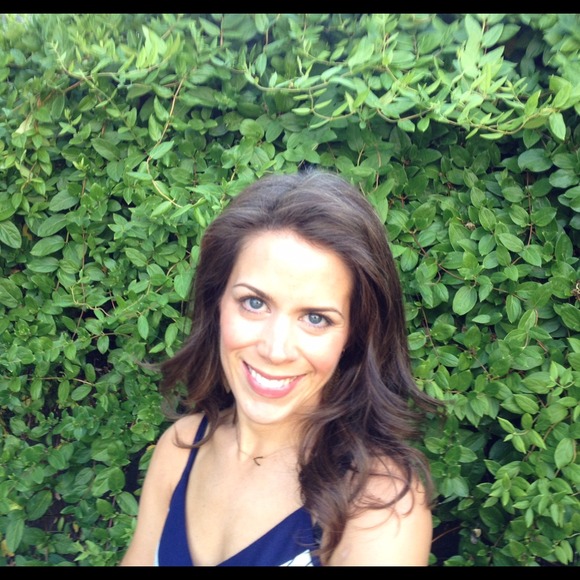 Profile Picture of Jen Shevock (@jenshev) on Poshmark