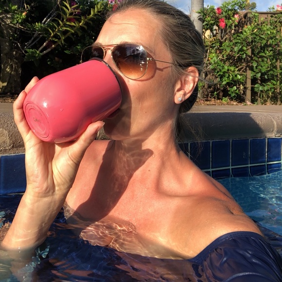Profile Picture of Nadine Batcho (@momoflolo3) on Poshmark