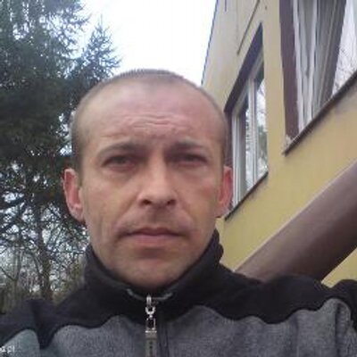 Profile Picture of Robert Olszewski (@redczart76) on Twitter