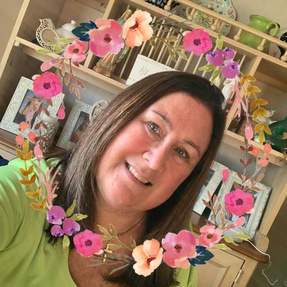 Profile Picture of Nancy Gibbons (@craskeyn) on Poshmark