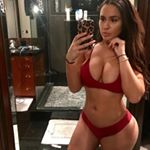 Profile Picture of ✴️ Sara 🎉 (@centrich_3864__darwin) on Instagram