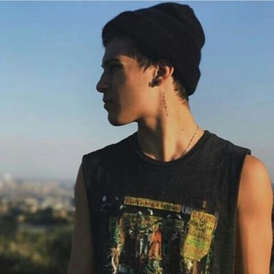 Profile Picture of Sean Cavaliere (@Seancavaliere__) on Twitter