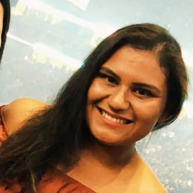 Profile Picture of Claudia (@clau_leal3) on Twitter