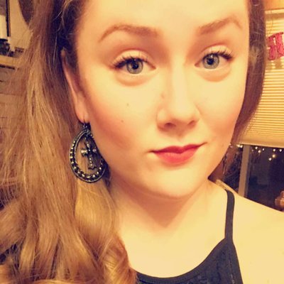 Profile Picture of Jessica Ebron (@Sra_Mariposa) on Twitter