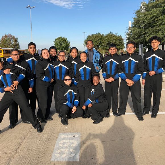 Profile Picture of Fernando Giron (@fernando87890) on Poshmark