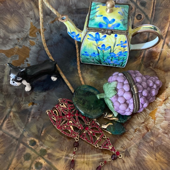 Profile Picture of Jeanie Riefflin (@freshimagellc) on Poshmark