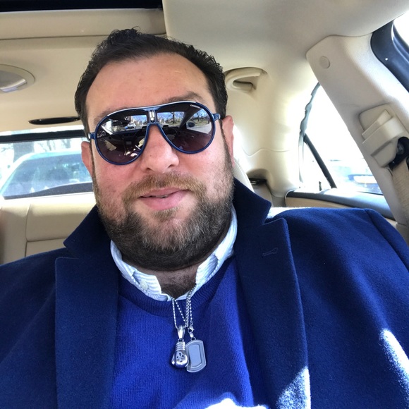 Profile Picture of Steven Nicklas (@steveboss327) on Poshmark