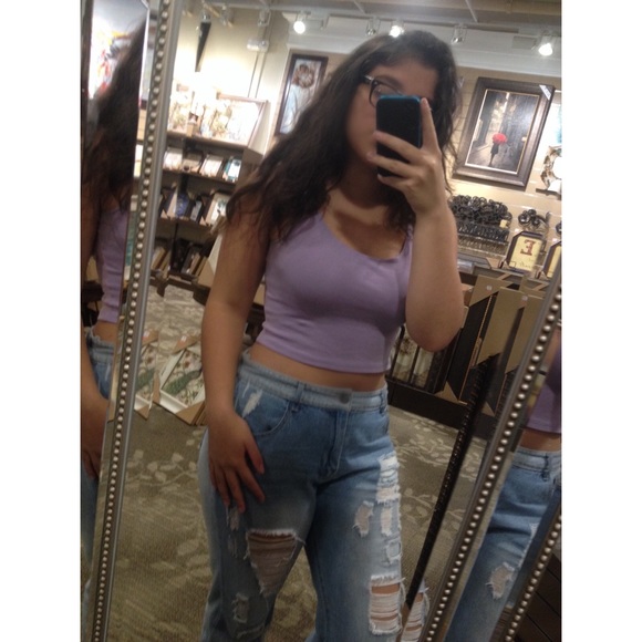 Jocelyn Alvarado - Poshmark Profile Picture of Jocelyn Alvarado (@jocelyntbh) on Poshmark