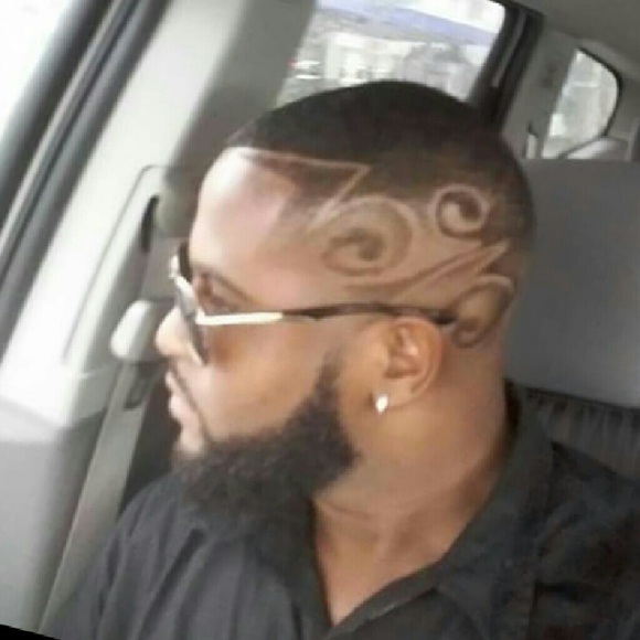 Profile Picture of Kyle Chambers (@kylechambers) on Poshmark