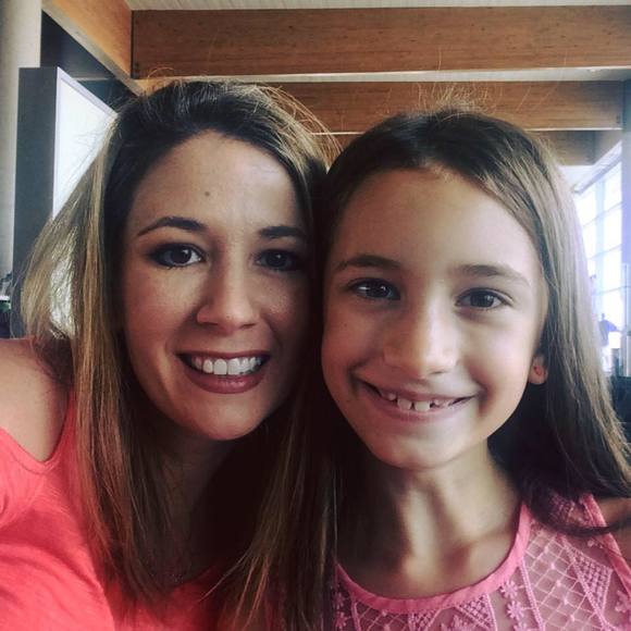 Profile Picture of Melissa Grosh (@melgrosh) on Poshmark