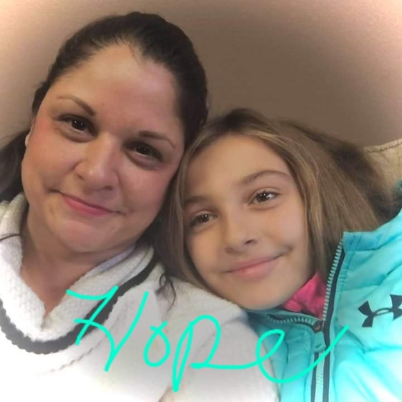 Profile Picture of Ajw Wolfe (@angiejwolfe) on Poshmark