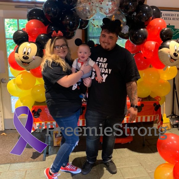 Profile Picture of Savanna Thomas (@ssaavvannaa) on Poshmark