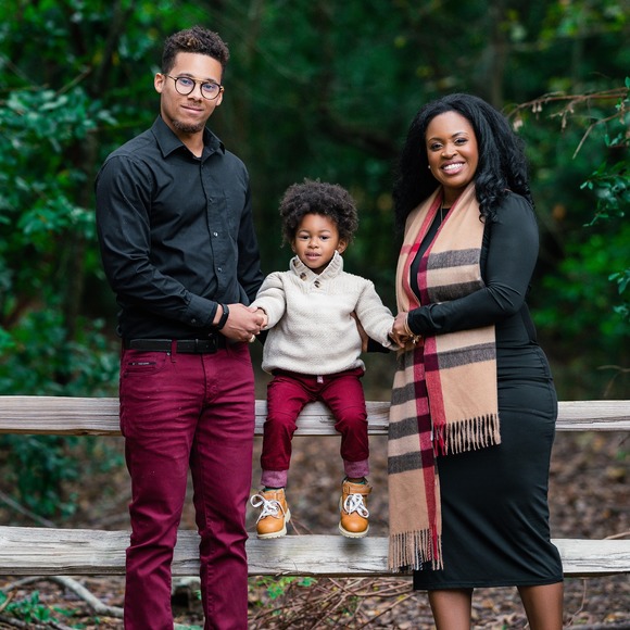 Profile Picture of Christyan Cooksey (@christyanreon) on Poshmark