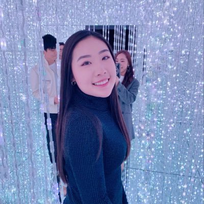 Profile Picture of Crystal Ng (@crystalng333) on Twitter