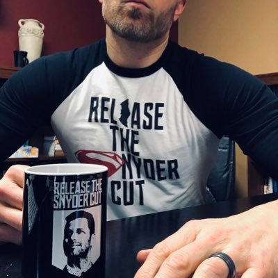 Profile Picture of Jeremy Mueller (@JeremyDMueller) on Twitter