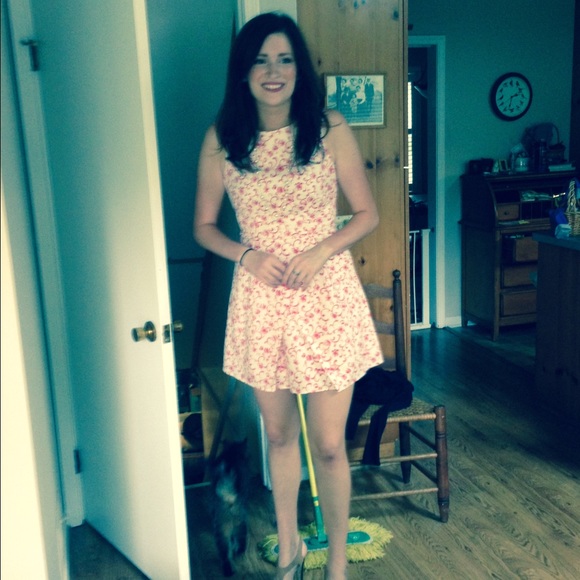 Profile Picture of Nora Preller (@nprel) on Poshmark