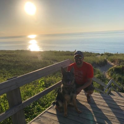 Profile Picture of Dan Mo (@BroJackson34) on Twitter