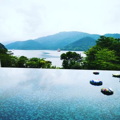 Profile Picture of Stones Zhang (@StonesZhang) on Twitter