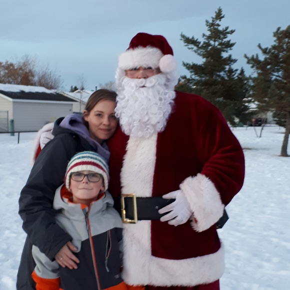 Profile Picture of Kasi Mailman (@butternut420) on Poshmark