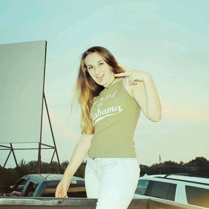 Profile Picture of Danielle Weaver (@@danielleweaver) on Tiktok