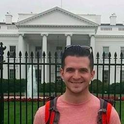 Profile Picture of Tom Pichette (@tomveloper) on Twitter