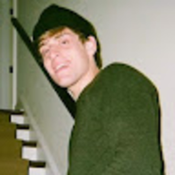 Profile Picture of Lorenzo Conti (@lorenzorconti) on Poshmark