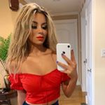 Profile Picture of D I A N A • C L A U D I A (@dianaclaudia__) on Instagram