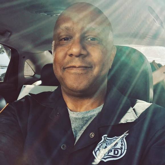 Profile Picture of Robert Jackson (@vanburenkid) on Poshmark