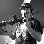 Profile Picture of Chris DeStefano (@bob_under_cover) on Instagram