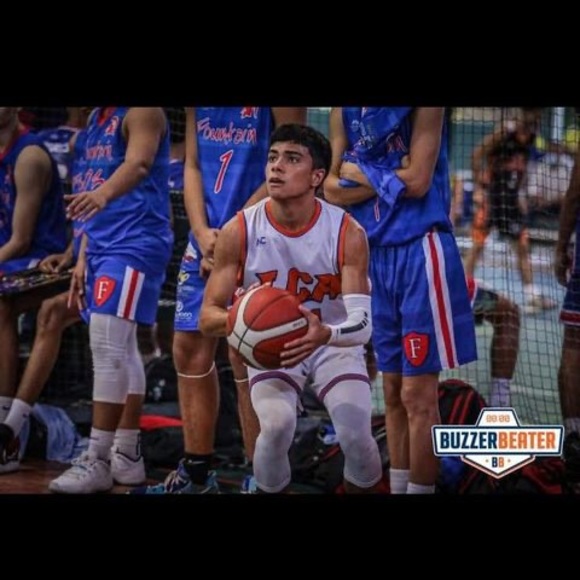 Profile Picture of Carlos Delgado guadalupe (@cydelgado2005) on Poshmark