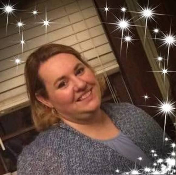 Profile Picture of Rebecca Schlichting (@beeca20) on Poshmark