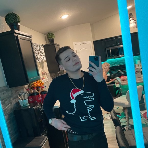 Profile Picture of Julio Gamboa (@gamboajulio23) on Poshmark