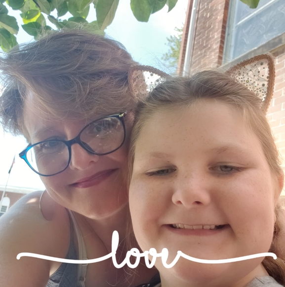 Profile Picture of Diana Streby (@strebyd) on Poshmark