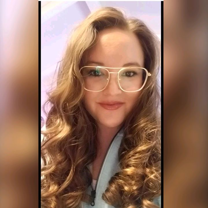 Profile Picture of Adri Claussen (@adriclaussen) on Tiktok