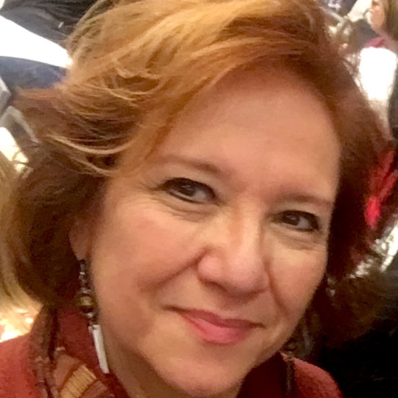 Profile Picture of Yvonne Potts (@yphudson) on Poshmark