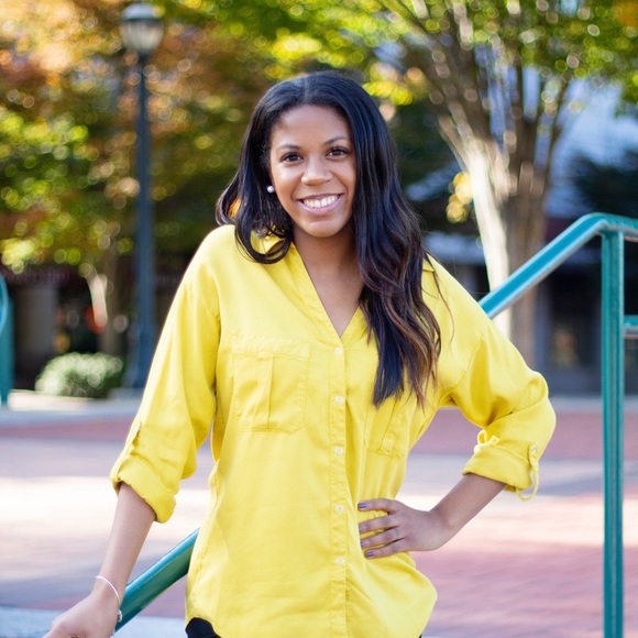 Profile Picture of Jade Gordon (@jadecassidy470) on Poshmark