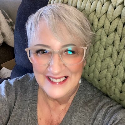 Profile Picture of Monica Pottson Twitter