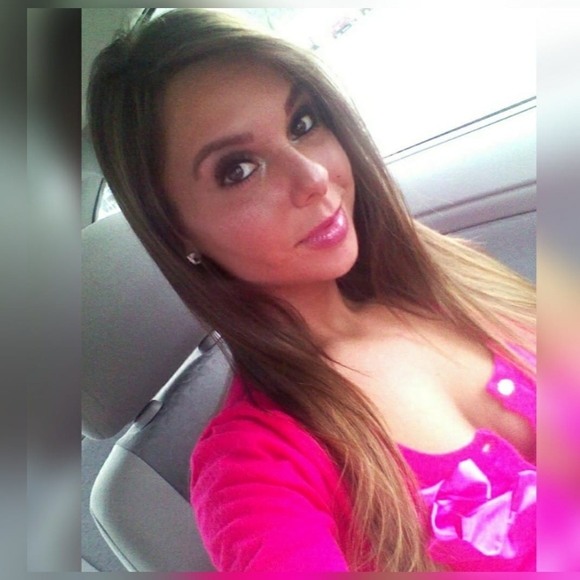 Profile Picture of Jasmine Towner (@jasm1ne111) on Poshmark