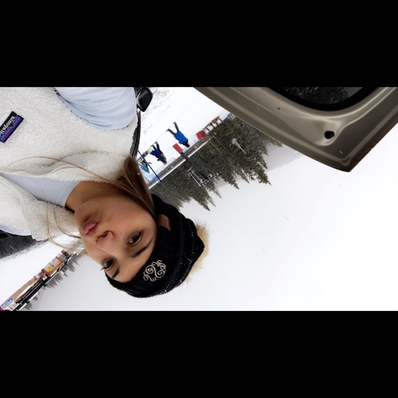 Profile Picture of Sophie Slinkard (@20slinks) on Poshmark