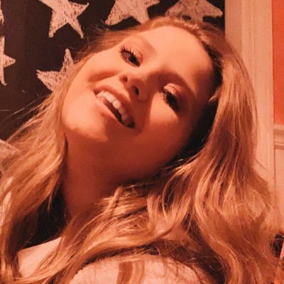 Profile Picture of Anna Everhart (@annaeverhart3) on Twitter