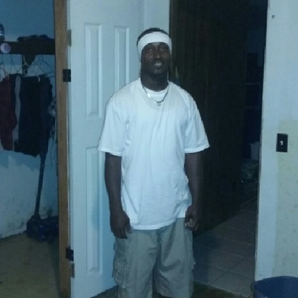 Profile Picture of Dennis Brownlee (@brownleedennis) on Poshmark