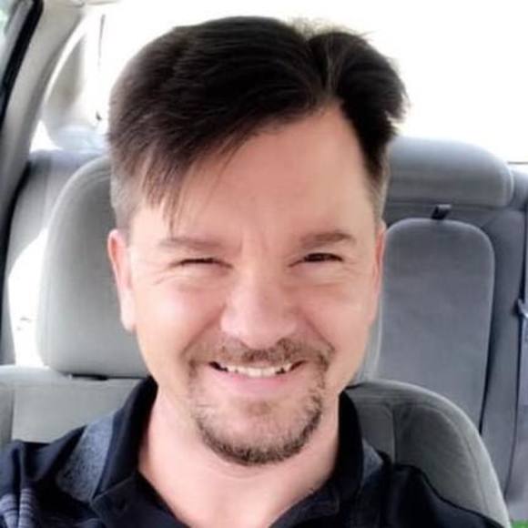 Profile Picture of Kit Bissinger (@superman1774) on Poshmark