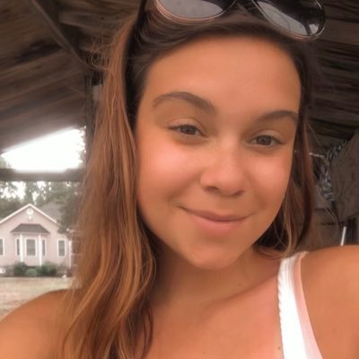 Profile Picture of Kris🖤 (@kristagee_) on Twitter