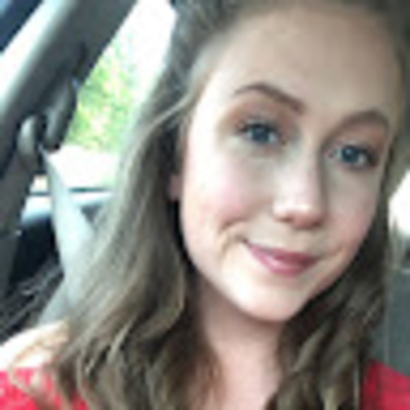 Profile Picture of Emily Batley (@emilybatley) on Poshmark