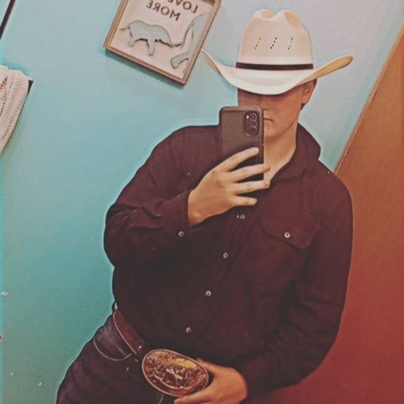 Profile Picture of Brenden Pitcher (@brenden_pitcher) on Poshmark