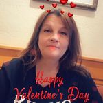 Profile Picture of Julie Sealy (@sealyjulie) on Instagram