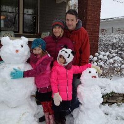 Profile Picture of John E. Roessler (@JohnERoessler) on Twitter