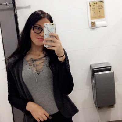 Profile Picture of Kellee Moore (@KelleeMoore15) on Twitter