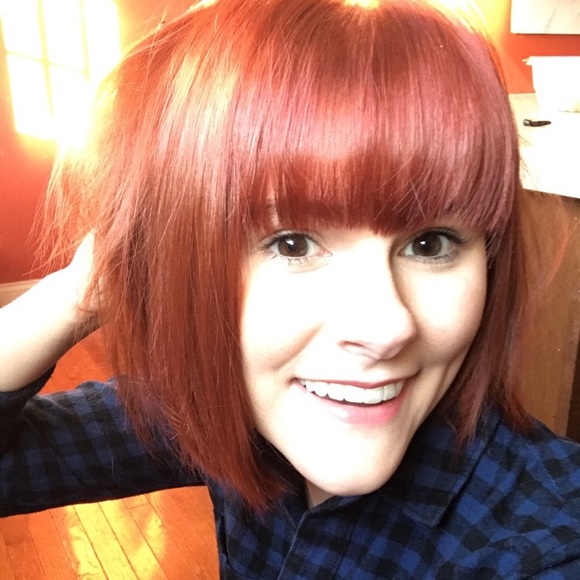 Profile Picture of Cassidy Wittrig (@p0t0_l0st_gr33n) on Poshmark